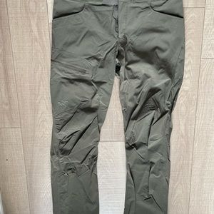 Arc’Teryx Mens Pants